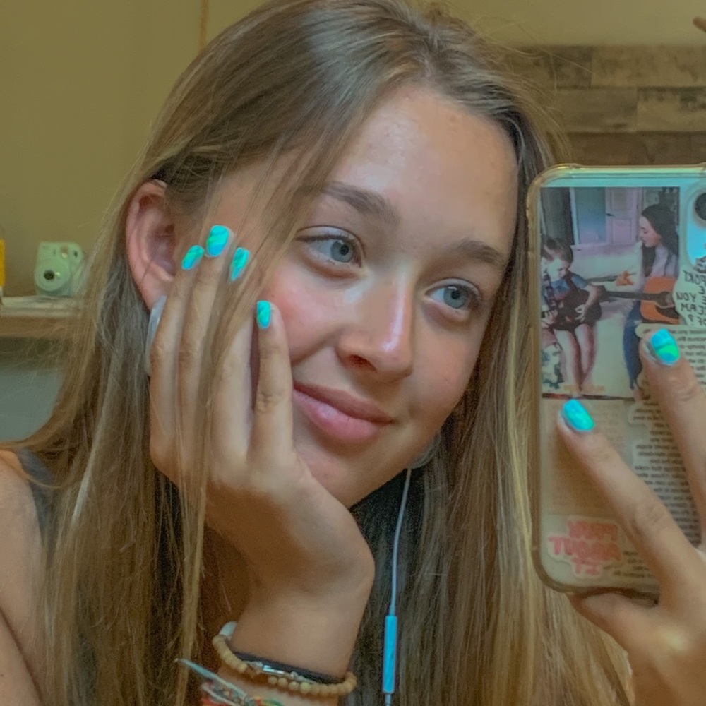 Meet your Posher, Natalie